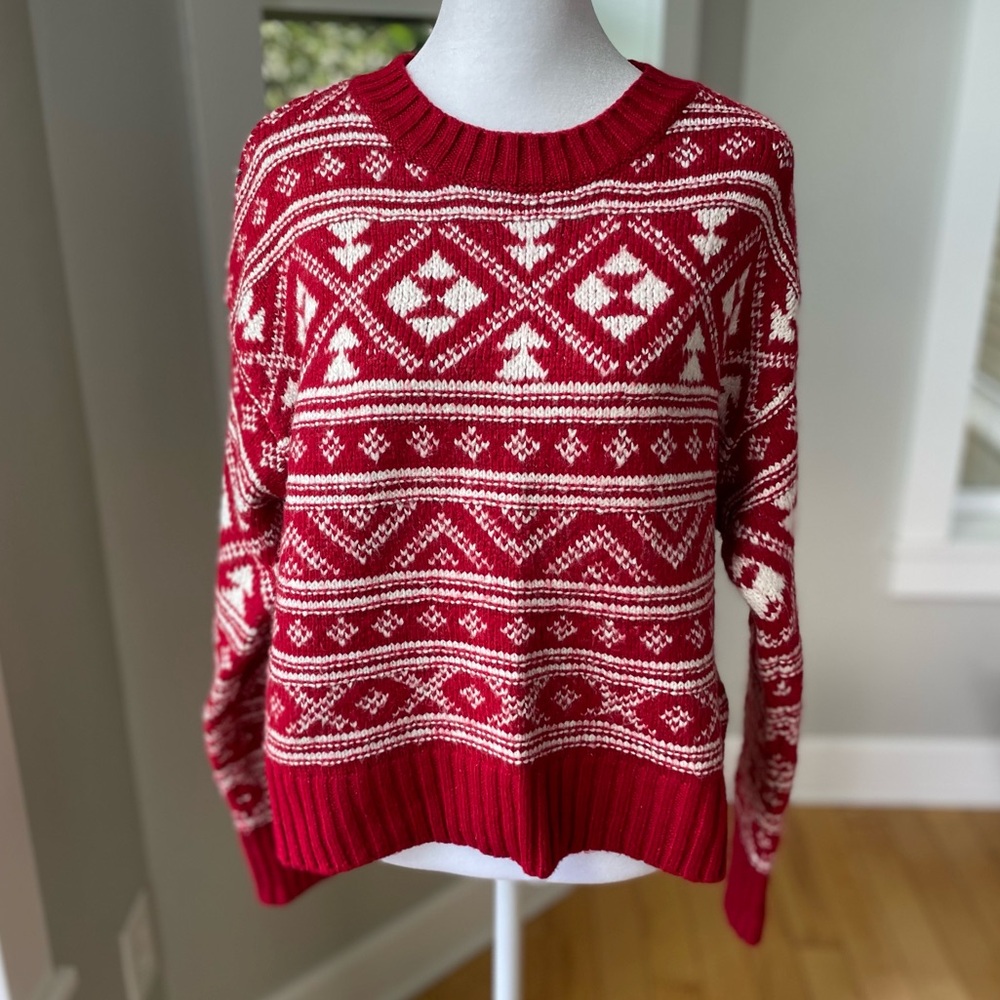 American Eagle Red White Fair Isle Crewneck Sweater Size Small